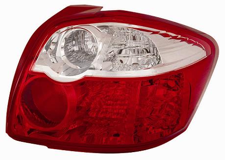 Articolo BCH3X - GR OTTICO P/DX BIANCO ROSSO TOYOTA AURIS 03/10>