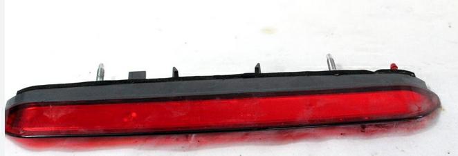 Articolo CCH7S - TERZO STOP PEUGEOT 3008 01/16> 5008 01/17>