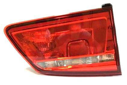 Articolo N6QB4 - FANALE P/DX INT ROSSO CHIARO VW GOLF SPORTSVAN 04/14>