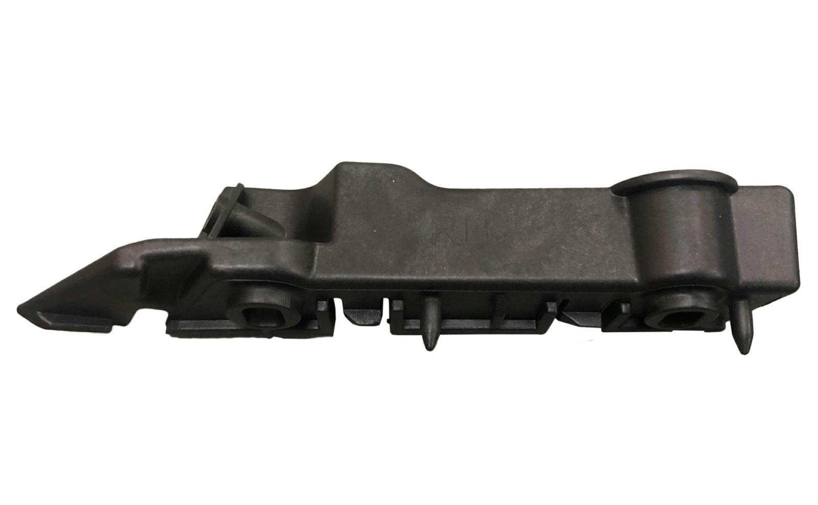 Articolo PXDZ8 - STAFFA P/TI A/DX AUDI A5 03/07>
