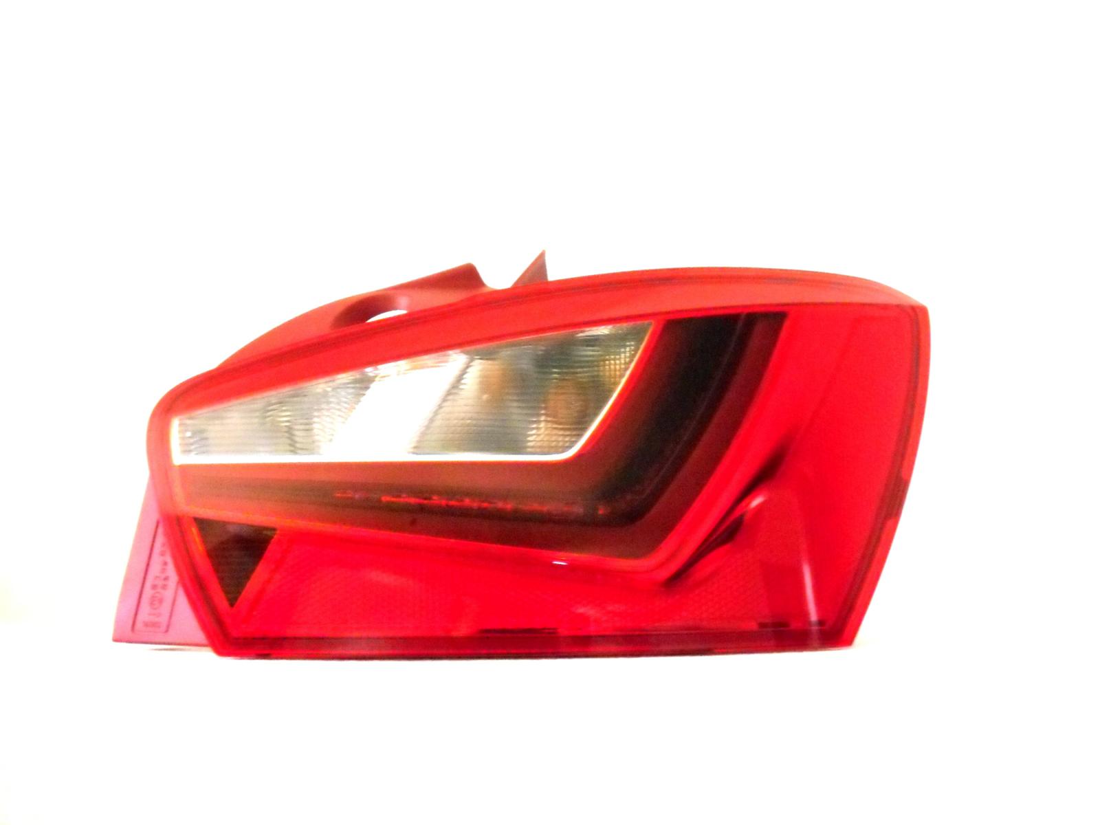 Articolo TPK75 - FANALE P/SX ROSSO A LED SEAT IBIZA 01/12>