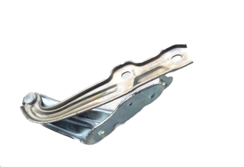 Articolo VQHH8 - CERNIERA COF A/SX SKODA OCTAVIA 03/13>