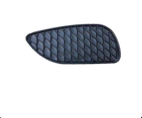 Articolo W2PF4 - GRIGLIA P/TI A/DX MERCEDES GLA X156 01/14>